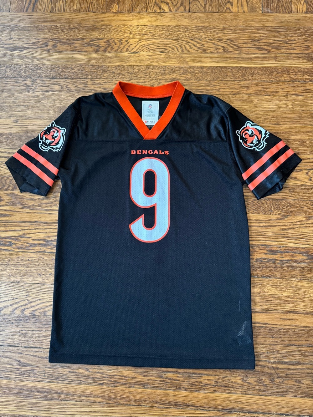 CINCINNATI BENGALS JOE BURROW (youth) XL JERSEY